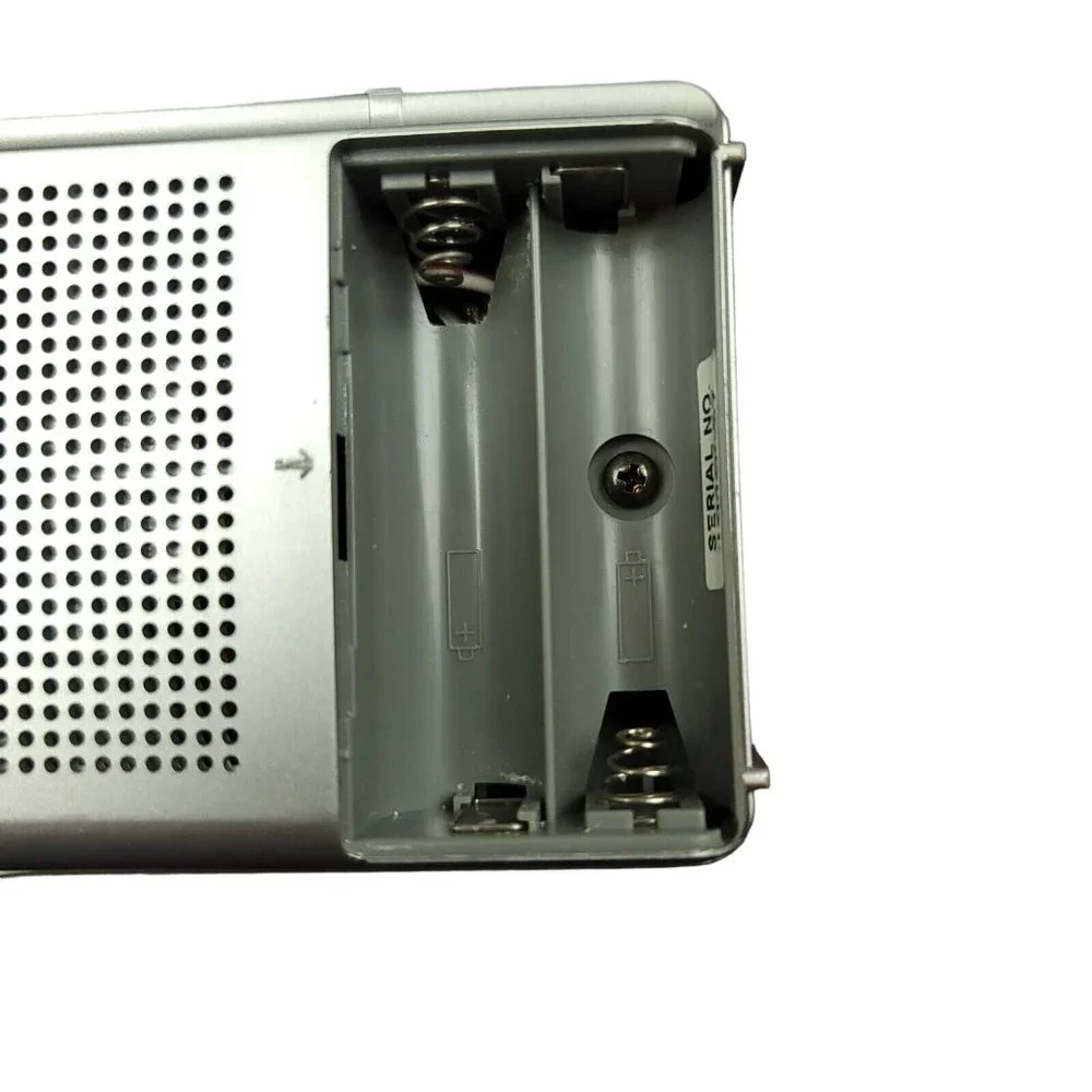 Sony ICF-S10MK2‎ FM - AM Portable Pocket Radio with Speaker Silver Rare TESTED